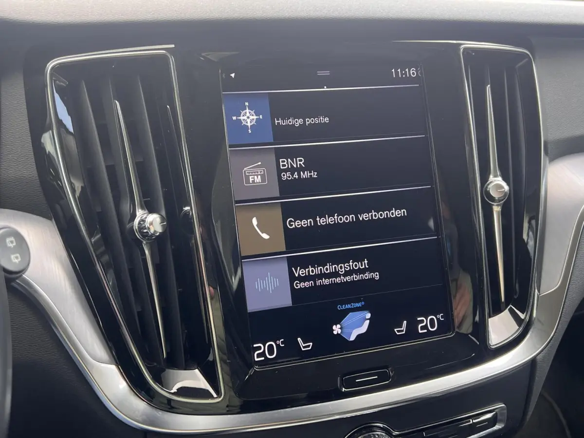 2.0 D4 Momentum R-Design Automaat Clima Cruise NAP