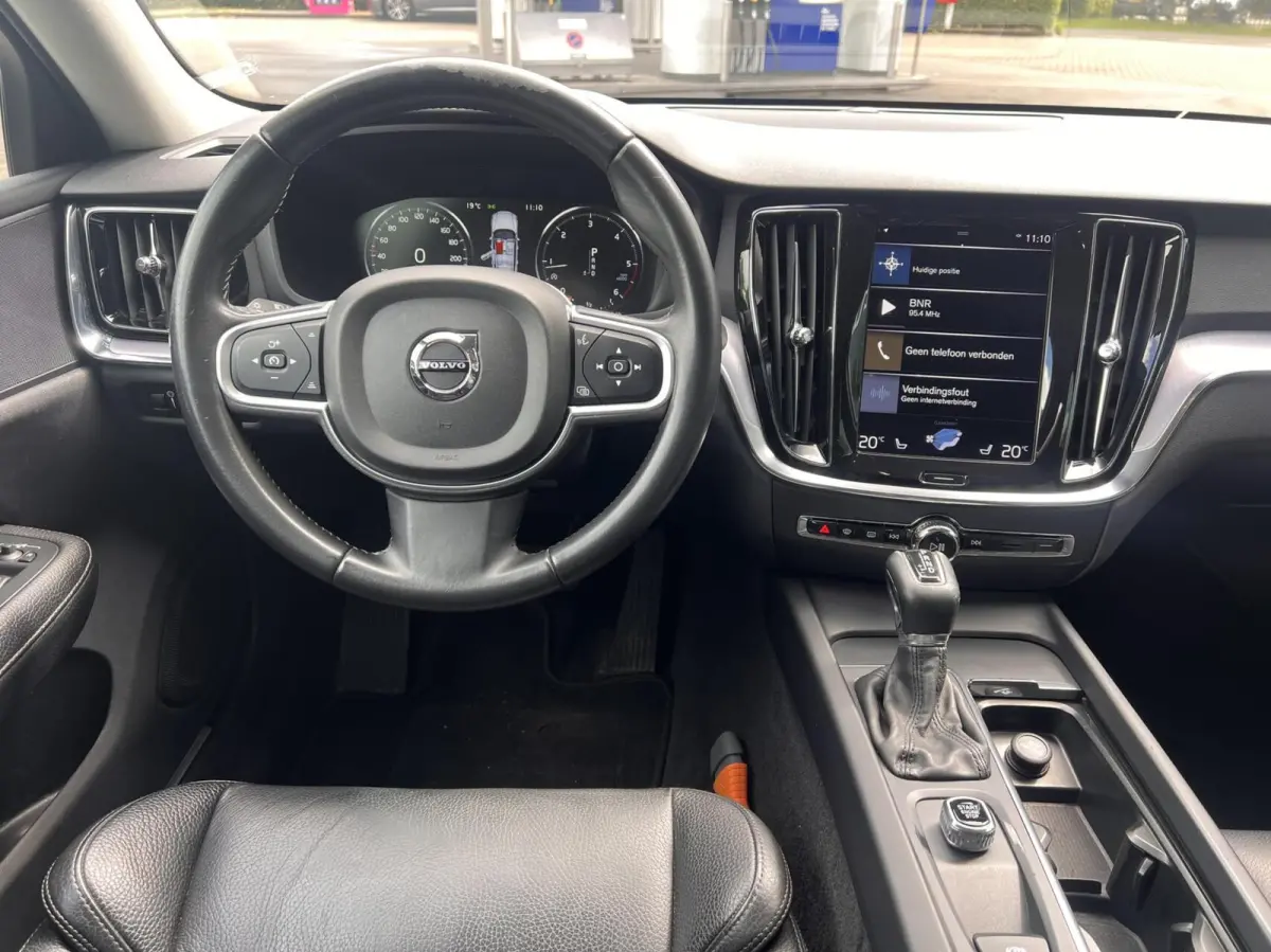 2.0 D4 Momentum R-Design Automaat Clima Cruise NAP