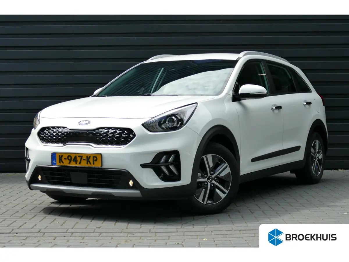 1.6 GDI 120PK HYBRID DYNAMICLINE / CAMERA / ADAPT. CRUISECONTROL / 16"LMV / NAVI / CLIMA / LED / PDC / BLUETOOTH / 2E EIGENAAR / SCHITTERENDE STAAT !!