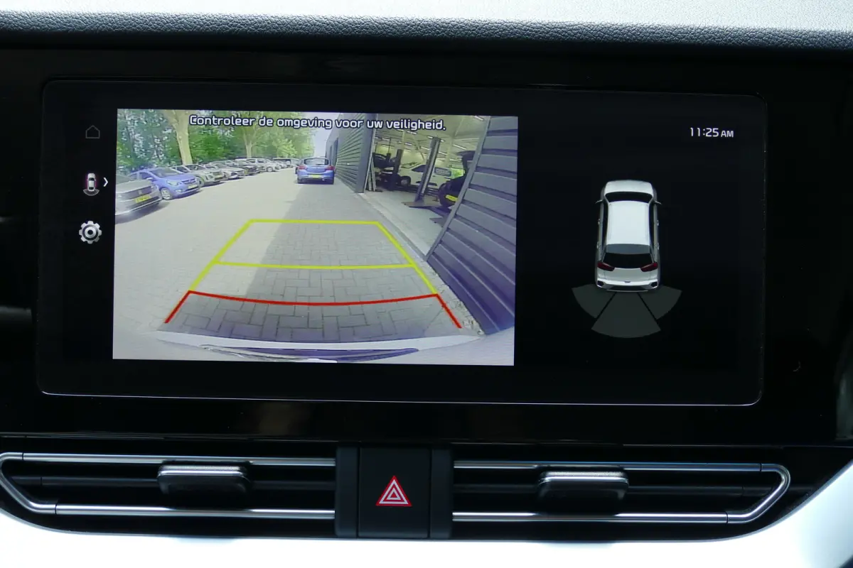 1.6 GDI 120PK HYBRID DYNAMICLINE / CAMERA / ADAPT. CRUISECONTROL / 16"LMV / NAVI / CLIMA / LED / PDC / BLUETOOTH / 2E EIGENAAR / SCHITTERENDE STAAT !!
