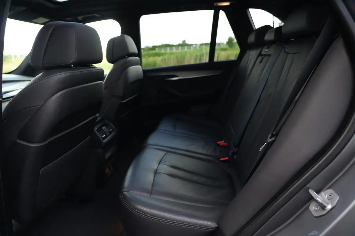 xDrive40e iPerformance M Sport Edition | 313PK | Pano | Trekhaak | Harman Kardon | HUD | 360° | 20" | Luchtvering | BMW X5 xDrive40e iPerformance M Sport Edition 313 PK Plug-in Hybrid met 2
