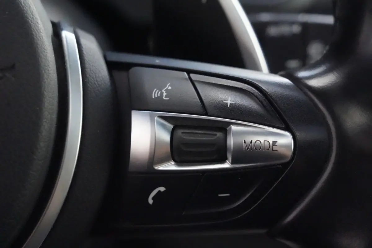 xDrive40e iPerformance M Sport Edition | 313PK | Pano | Trekhaak | Harman Kardon | HUD | 360° | 20" | Luchtvering | BMW X5 xDrive40e iPerformance M Sport Edition 313 PK Plug-in Hybrid met 2