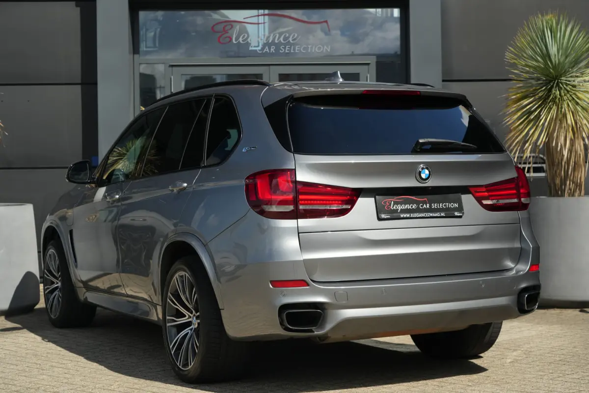 xDrive40e iPerformance M Sport Edition | 313PK | Pano | Trekhaak | Harman Kardon | HUD | 360° | 20" | Luchtvering | BMW X5 xDrive40e iPerformance M Sport Edition 313 PK Plug-in Hybrid met 2
