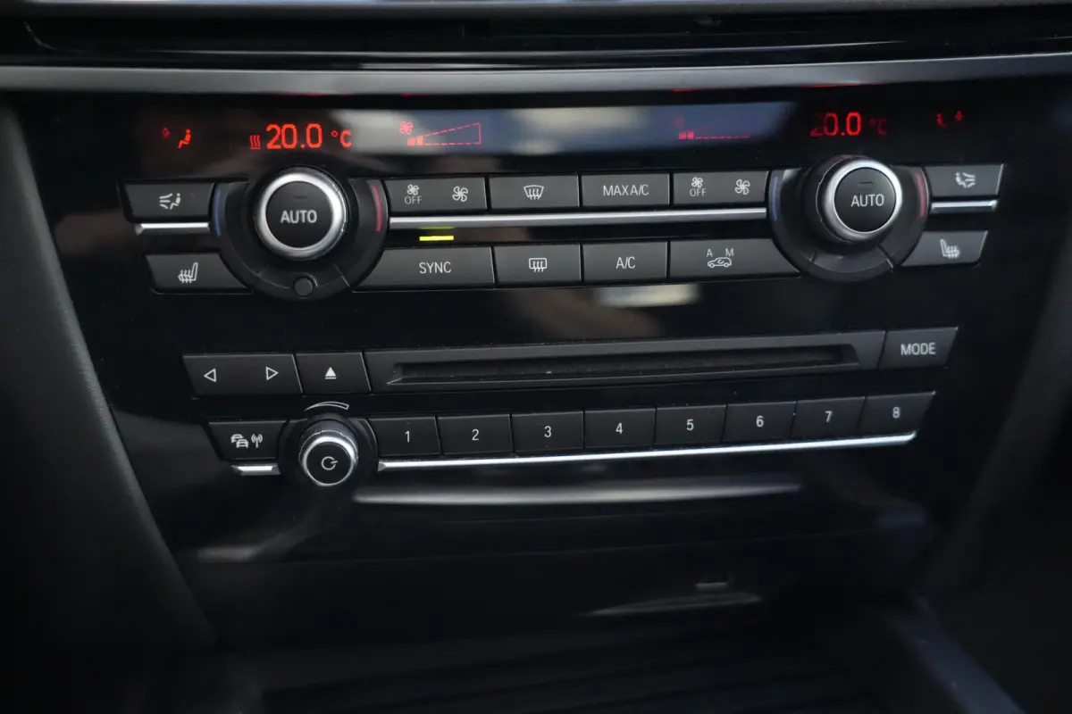 xDrive40e iPerformance M Sport Edition | 313PK | Pano | Trekhaak | Harman Kardon | HUD | 360° | 20" | Luchtvering | BMW X5 xDrive40e iPerformance M Sport Edition 313 PK Plug-in Hybrid met 2