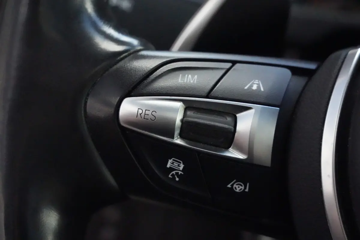 xDrive40e iPerformance M Sport Edition | 313PK | Pano | Trekhaak | Harman Kardon | HUD | 360° | 20" | Luchtvering | BMW X5 xDrive40e iPerformance M Sport Edition 313 PK Plug-in Hybrid met 2