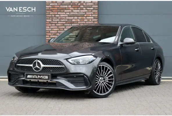 300 e 4MATIC AMG Line | Massage | HUD | Memory | Leder | Keyless Go | Dodehoekassistent | Digital Light |  Augmented Reality | Surround Camera | Advanced Sound System |