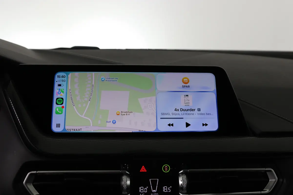 218i Executive Edition Automaat | M Pakket | Camera | Leder | Navigatie | Parkeersensoren voor & achter | BMW LED |