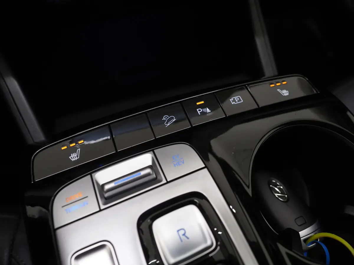 1.6 T-GDI PHEV 4WD | Leder | Krell Audio | Adaptive Cruise | Keyless | Camera | Carplay