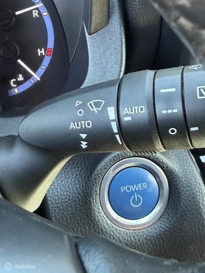 Hybrid 2023| Vol Opties| 1e Eig| Carplay