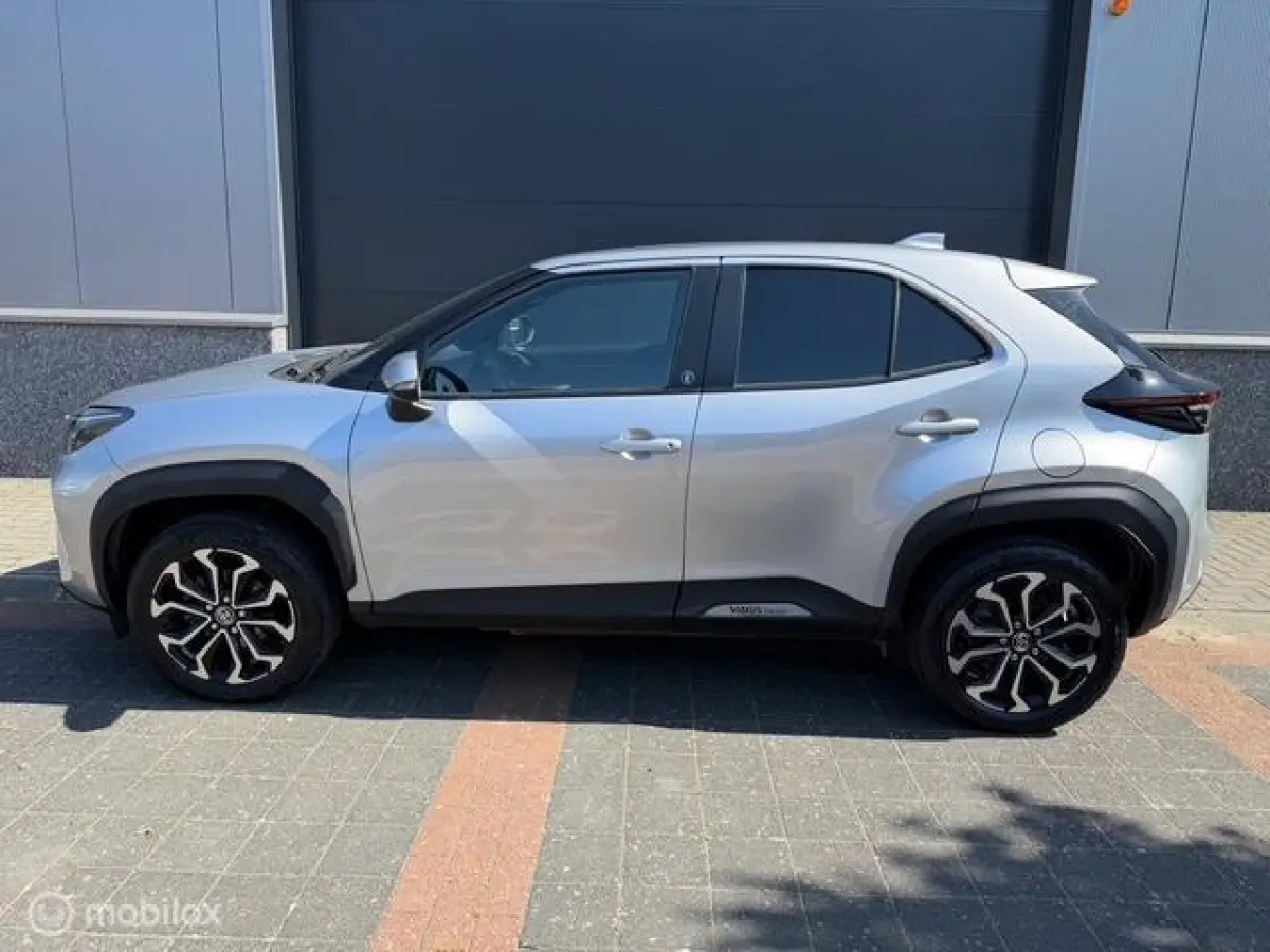 Hybrid 2023| Vol Opties| 1e Eig| Carplay
