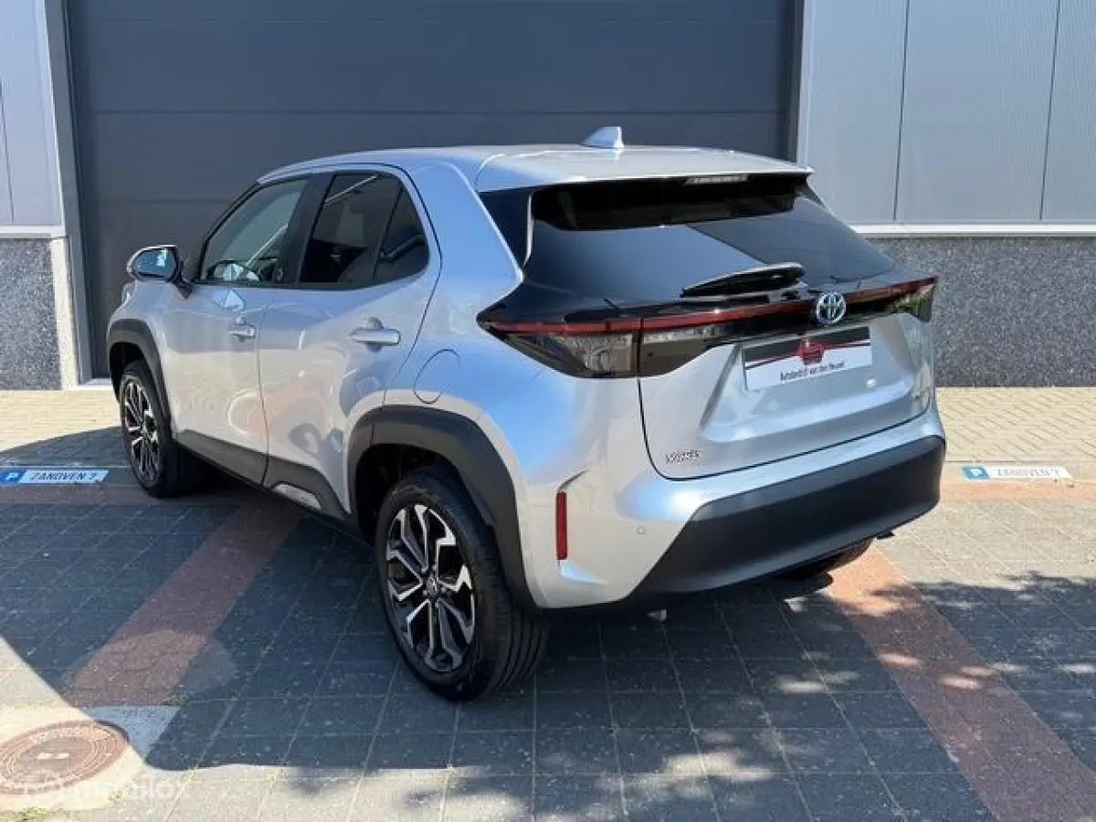 Hybrid 2023| Vol Opties| 1e Eig| Carplay