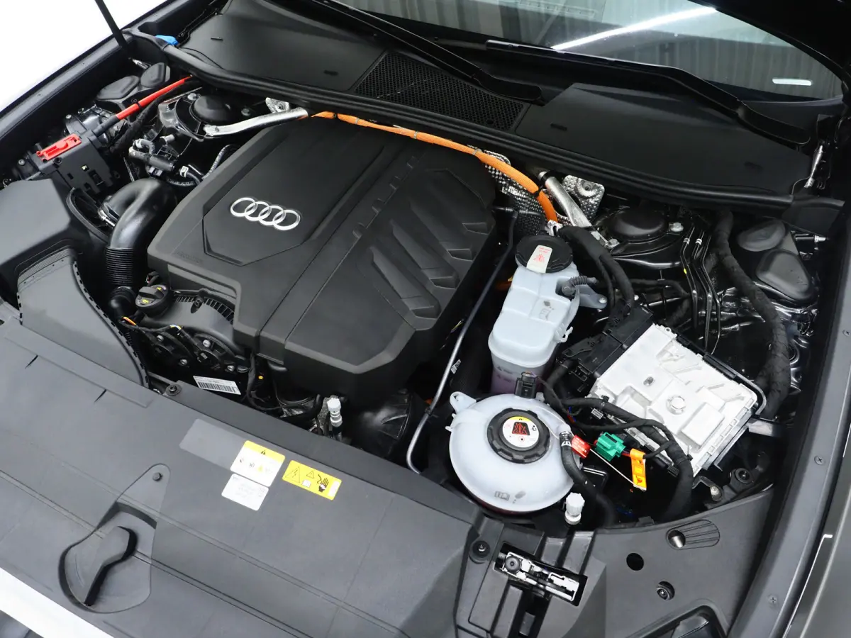 50 TFSI e quattro Facelift | Honeycomb Leder | 360 | Keyless | Adaptive Cruise | Dodehoek | Carplay
