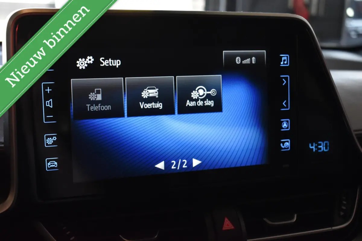 1.8 Hybrid Executive MATRIX/LED/CAMERA/VOL MET OPTIES!