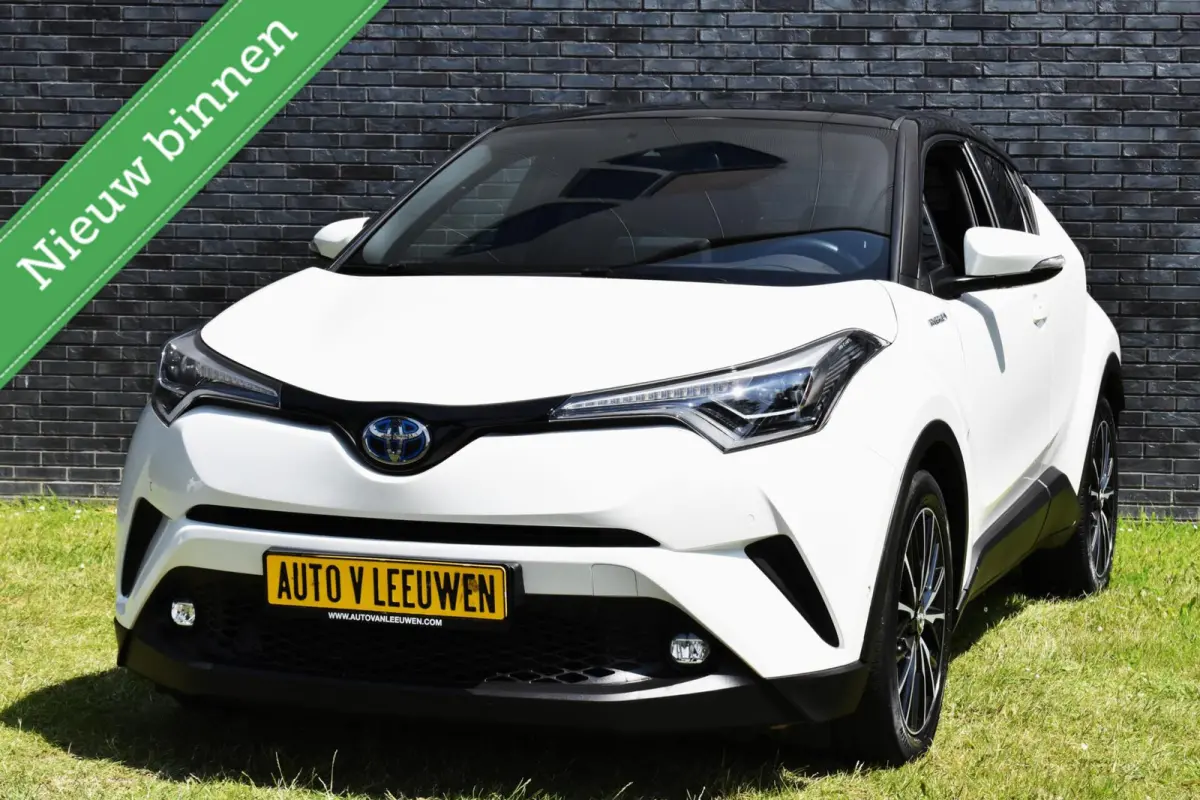 1.8 Hybrid Executive MATRIX/LED/CAMERA/VOL MET OPTIES!
