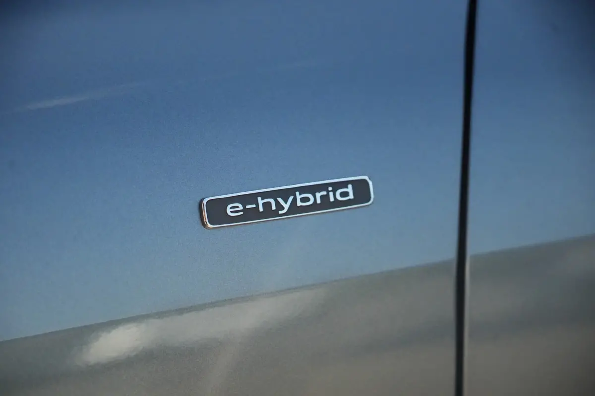2.0 TFSI e-hybrid quattro S edition 299pk Panoramadak/Stoelverwarming/360camera