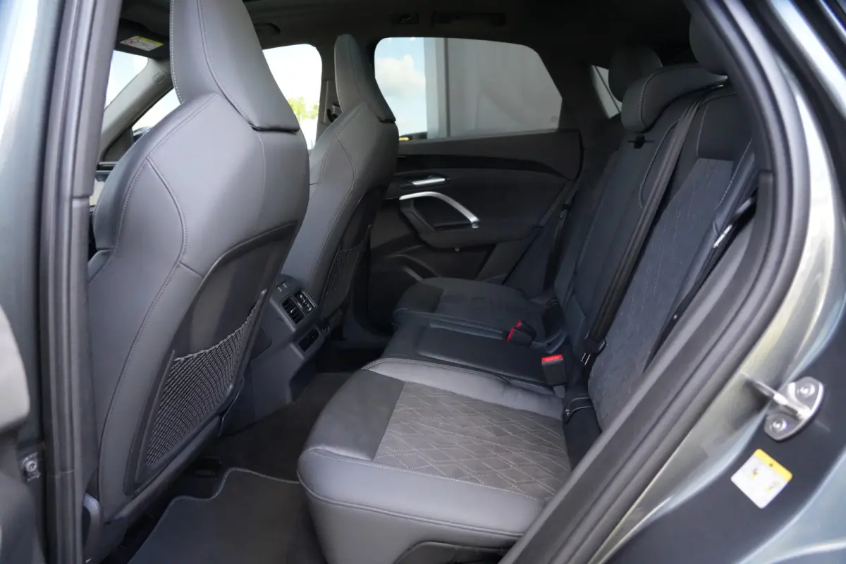 2.0 TFSI e-hybrid quattro S edition 299pk Panoramadak/Stoelverwarming/360camera