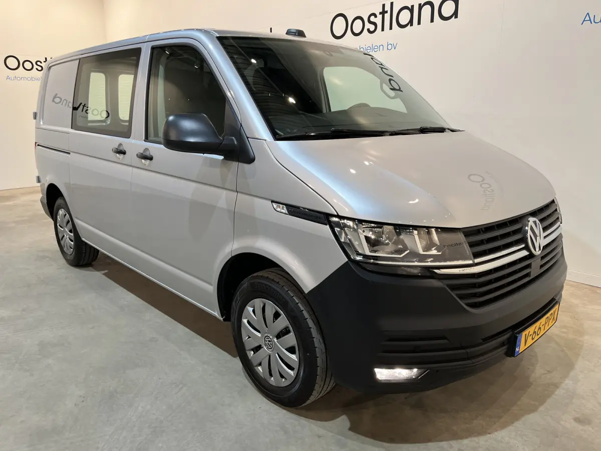 2.0 TDI L1H1 150 PK Automaat / Airco / Cruise Control / CarPlay / PDC / Navigatie / 3-Zits