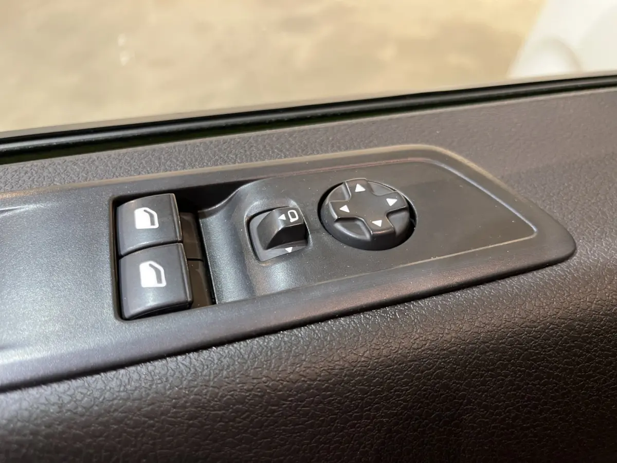 2.0 CDTI L3H1 Innovation 180 PK Automaat / Airco / CarPlay / Camera / Cruise Control / Navigatie / Trekhaak / 34.000 KM !!