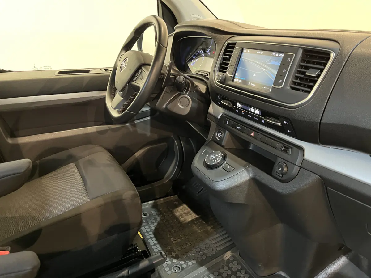 2.0 CDTI L3H1 Innovation 180 PK Automaat / Airco / CarPlay / Camera / Cruise Control / Navigatie / Trekhaak / 34.000 KM !!