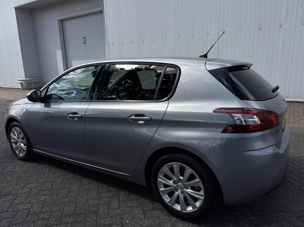 1.2 PureTech Style - 131PK/1EIGENAAR/NAVI/CLIMA