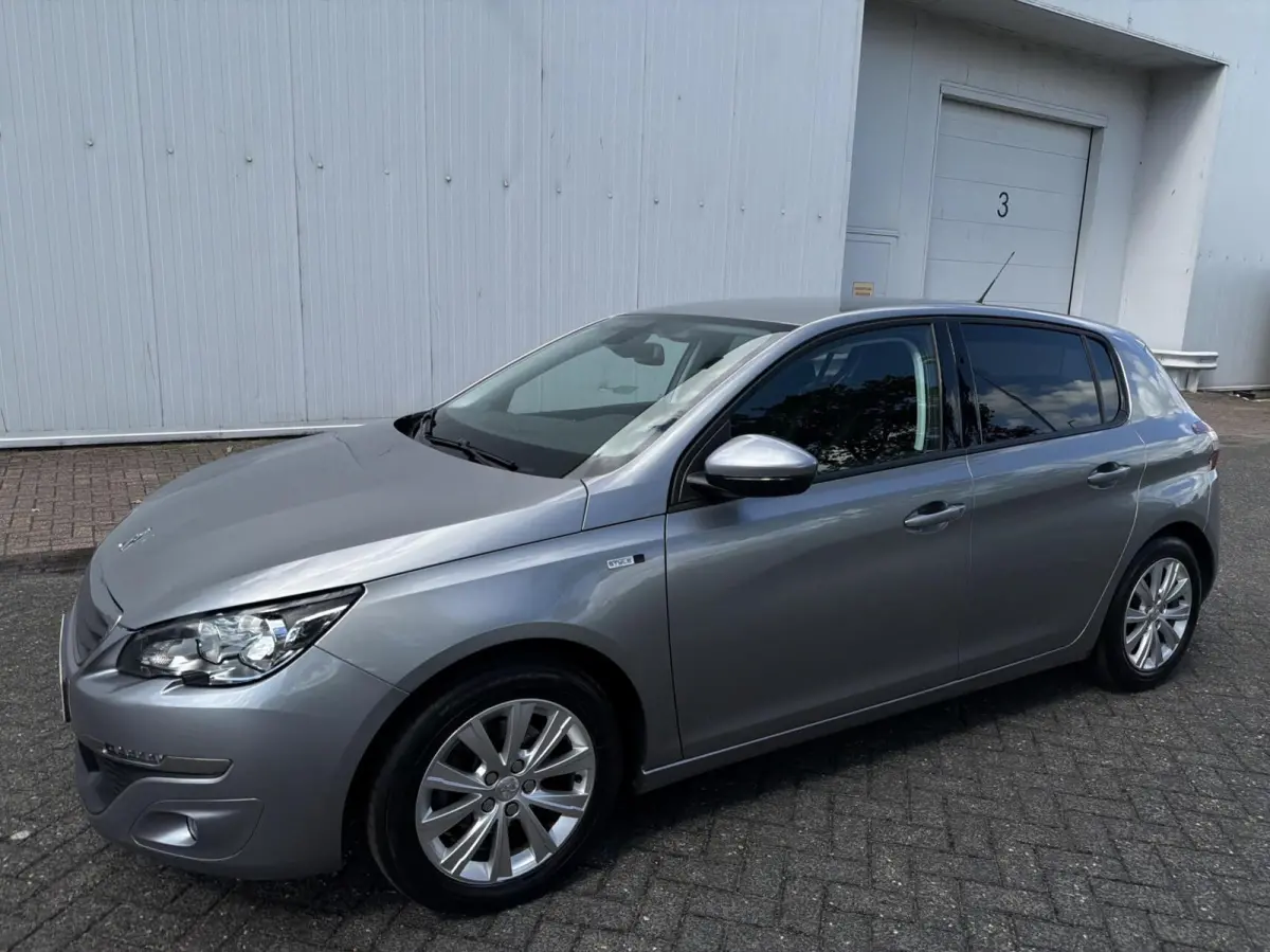 1.2 PureTech Style - 131PK/1EIGENAAR/NAVI/CLIMA