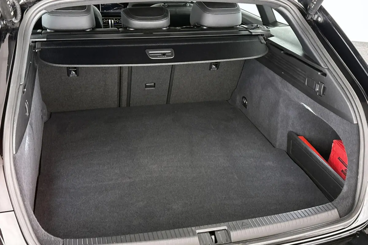 1.4 TSI eHybrid R-Line Business+ Panoramadak Achteruitrijcamera