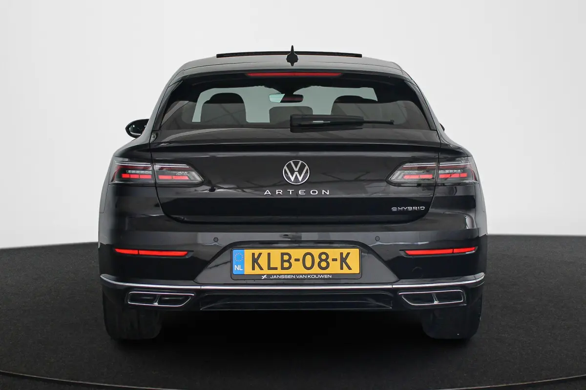 1.4 TSI eHybrid R-Line Business+ Panoramadak Achteruitrijcamera
