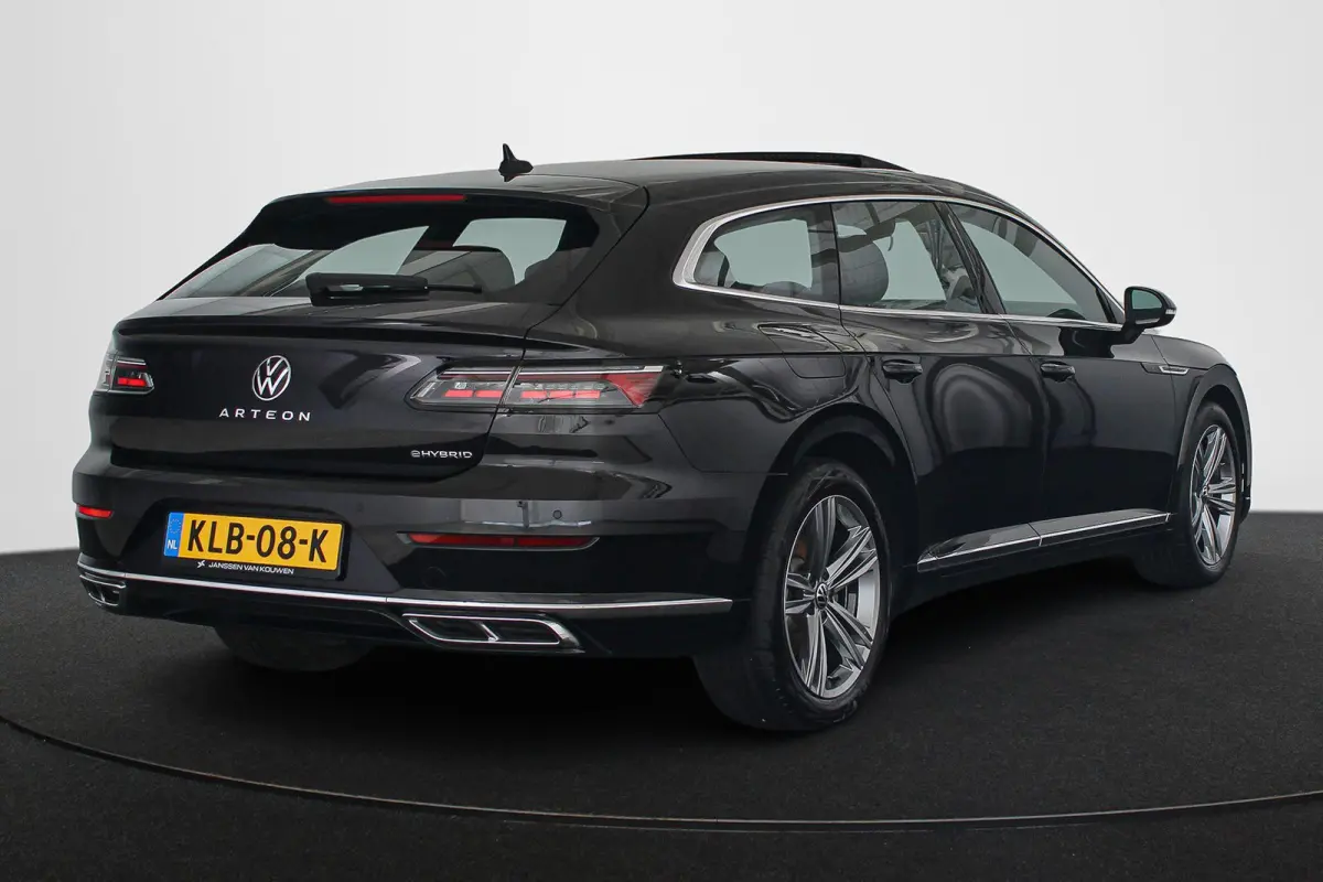 1.4 TSI eHybrid R-Line Business+ Panoramadak Achteruitrijcamera