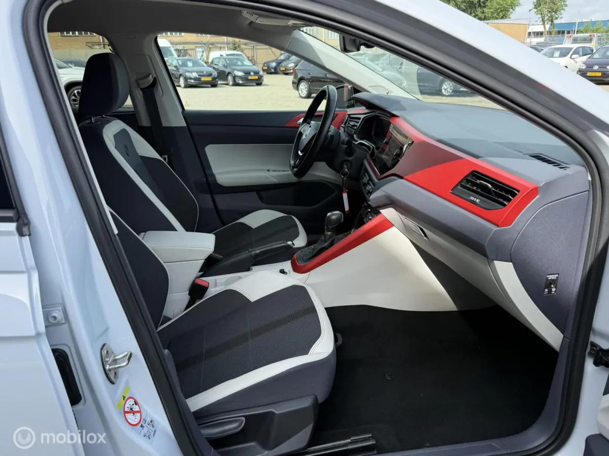 1.0 TSI Beats Highline BOMVOL | AUTOMAAT