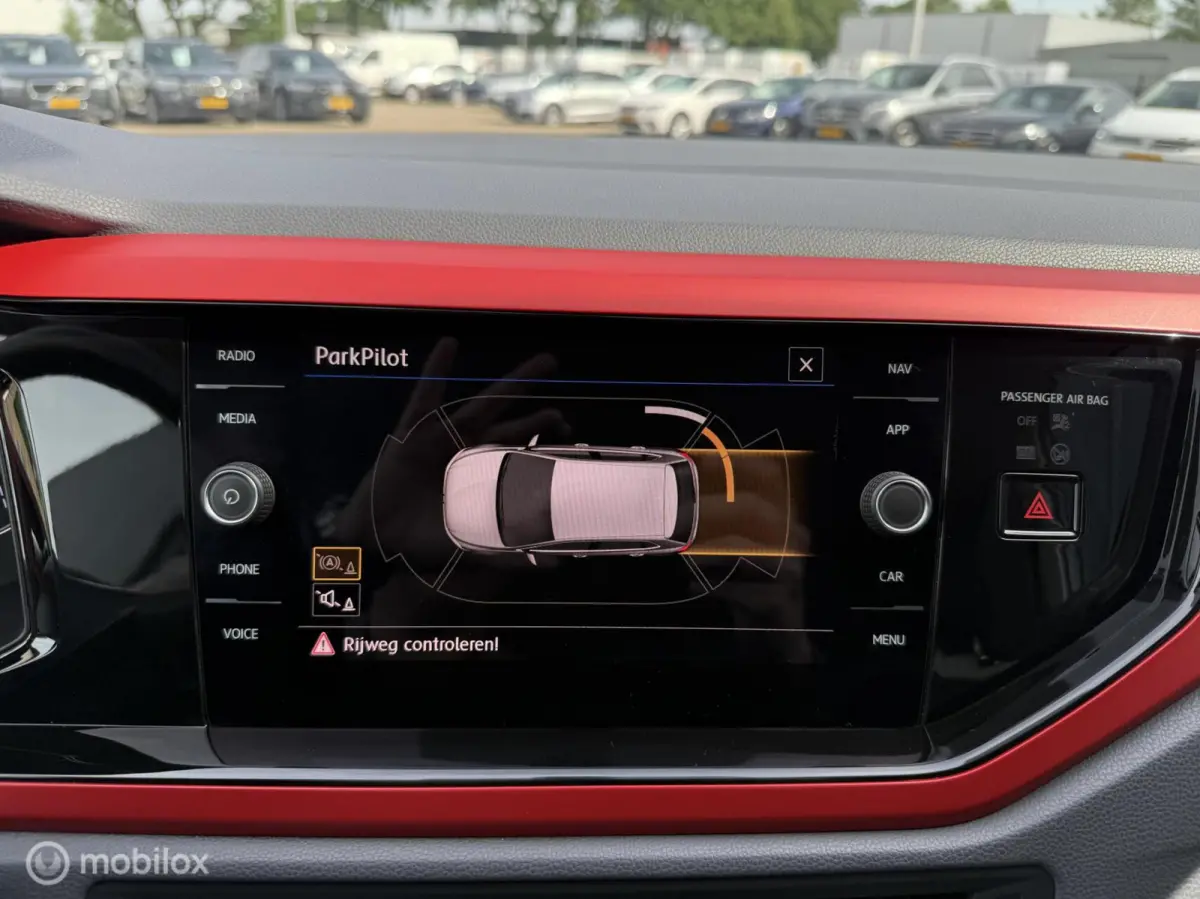 1.0 TSI Beats Highline BOMVOL | AUTOMAAT
