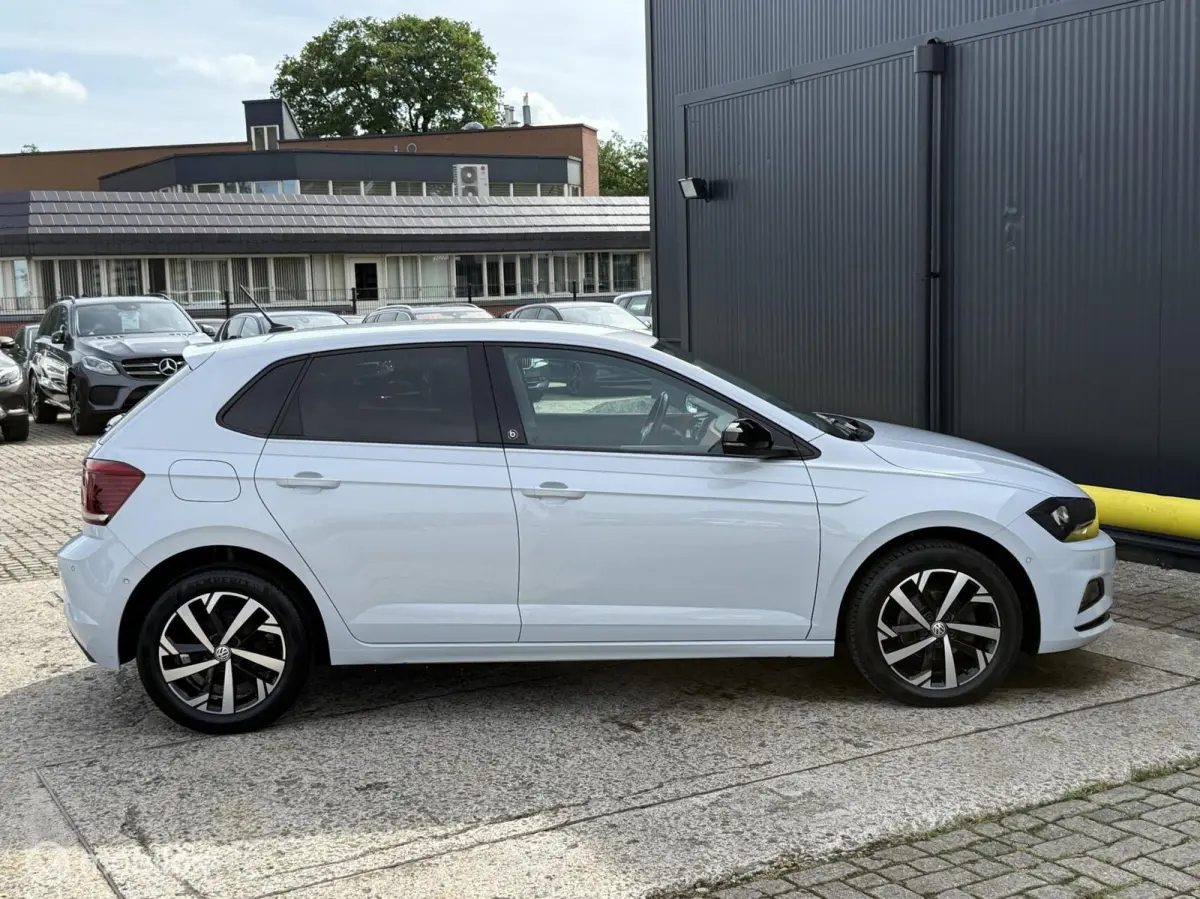 1.0 TSI Beats Highline BOMVOL | AUTOMAAT