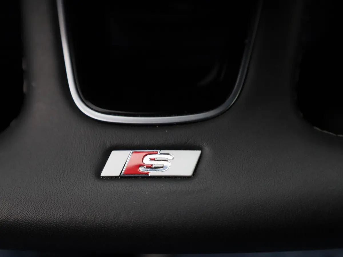 40 TFSI e S edition 204 PK | S-line | Automaat | Navigatie | Stoelverwarming | Camera |