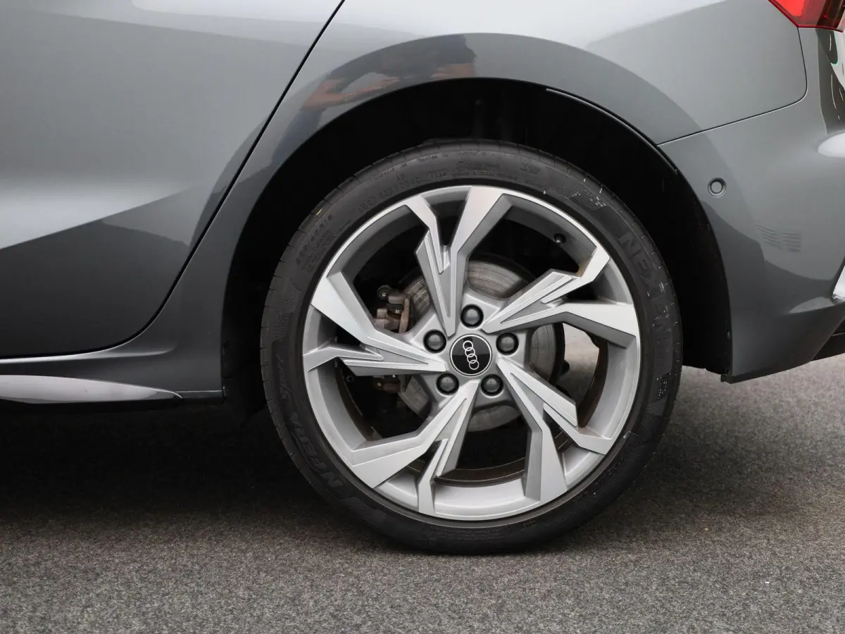 40 TFSI e S edition 204 PK | S-line | Automaat | Navigatie | Stoelverwarming | Camera |
