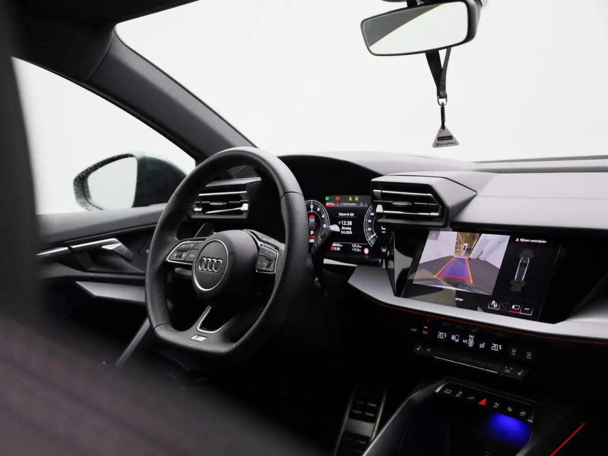 40 TFSI e S edition 204 PK | S-line | Automaat | Navigatie | Stoelverwarming | Camera |