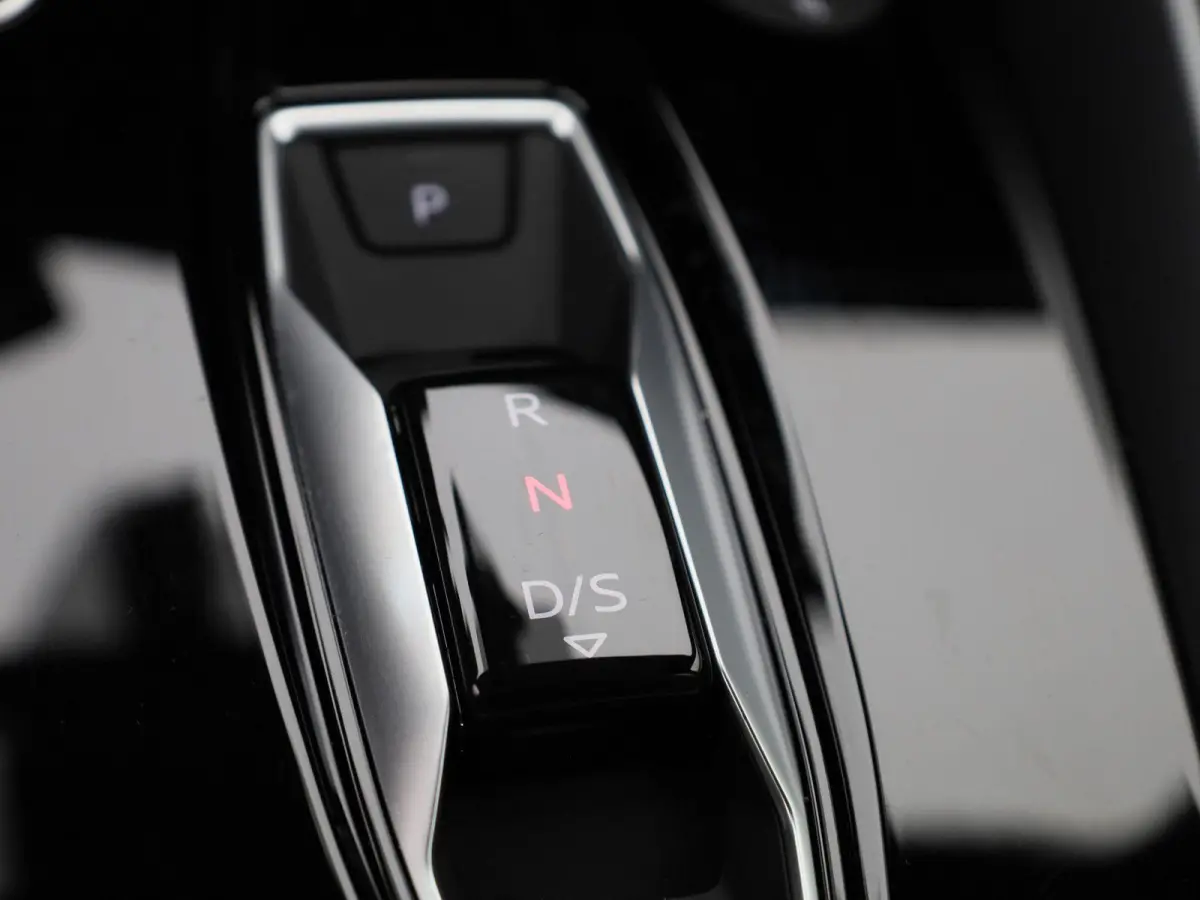 40 TFSI e S edition 204 PK | S-line | Automaat | Navigatie | Stoelverwarming | Camera |