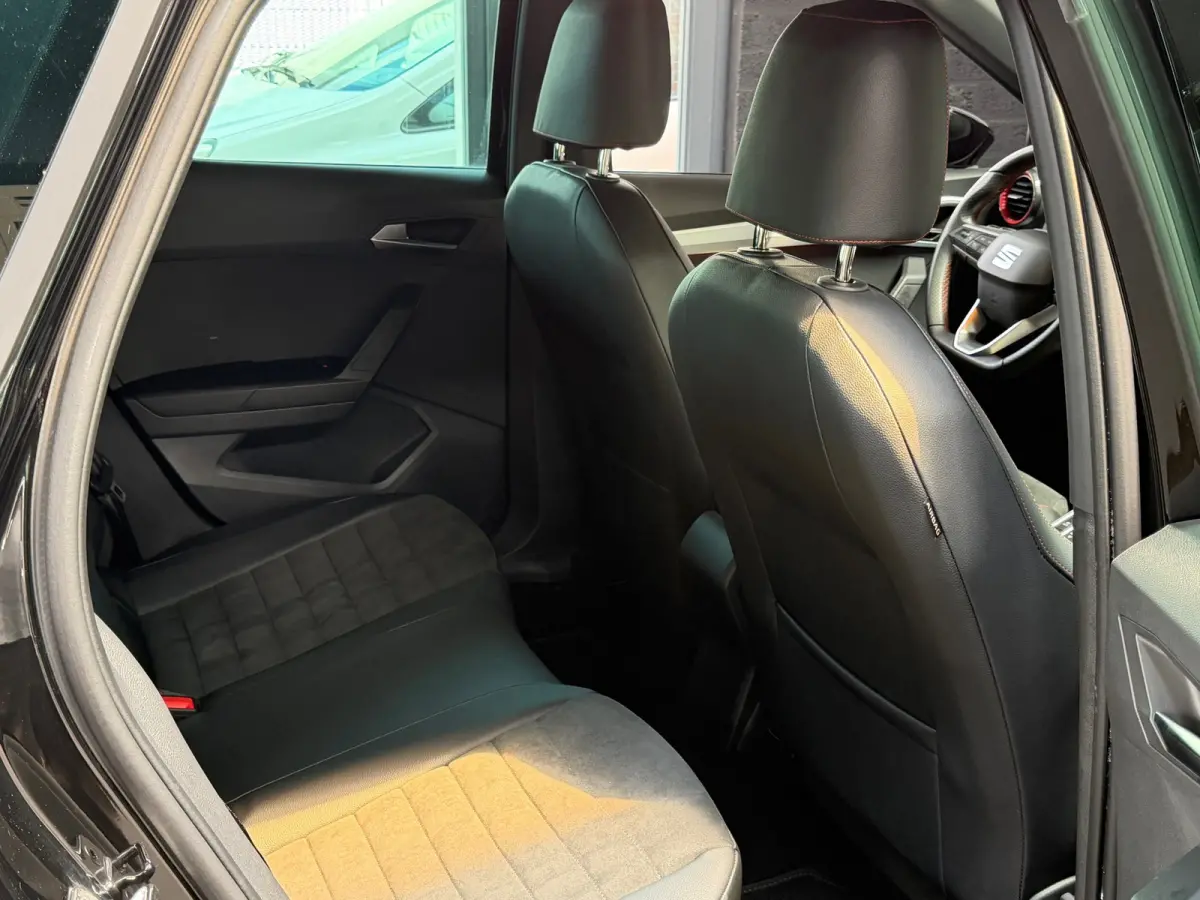 1.0 TSI FR | DSG | Leder / Alcantara | Camera | Climate | Stoelverwarming | Virtual