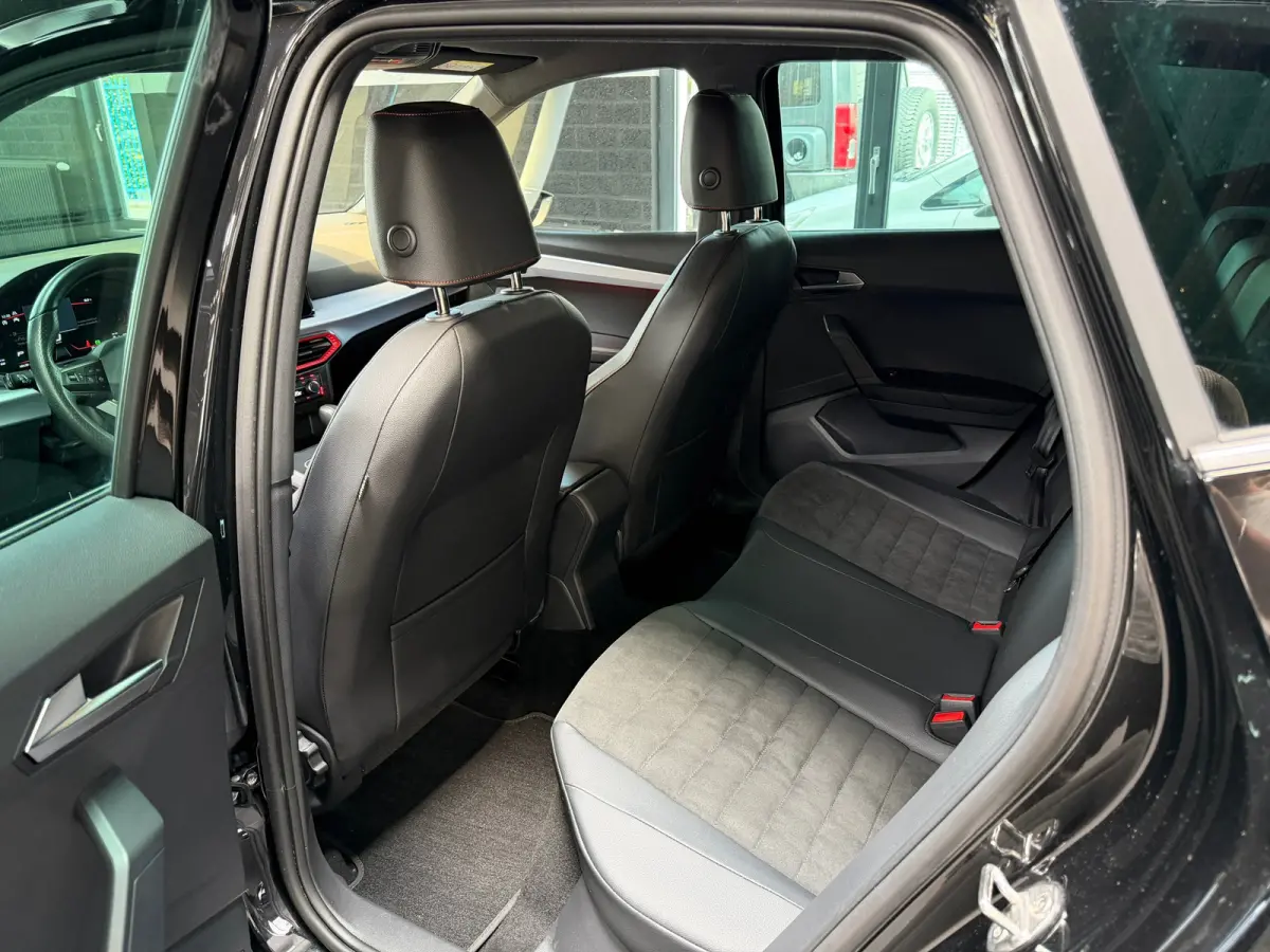 1.0 TSI FR | DSG | Leder / Alcantara | Camera | Climate | Stoelverwarming | Virtual