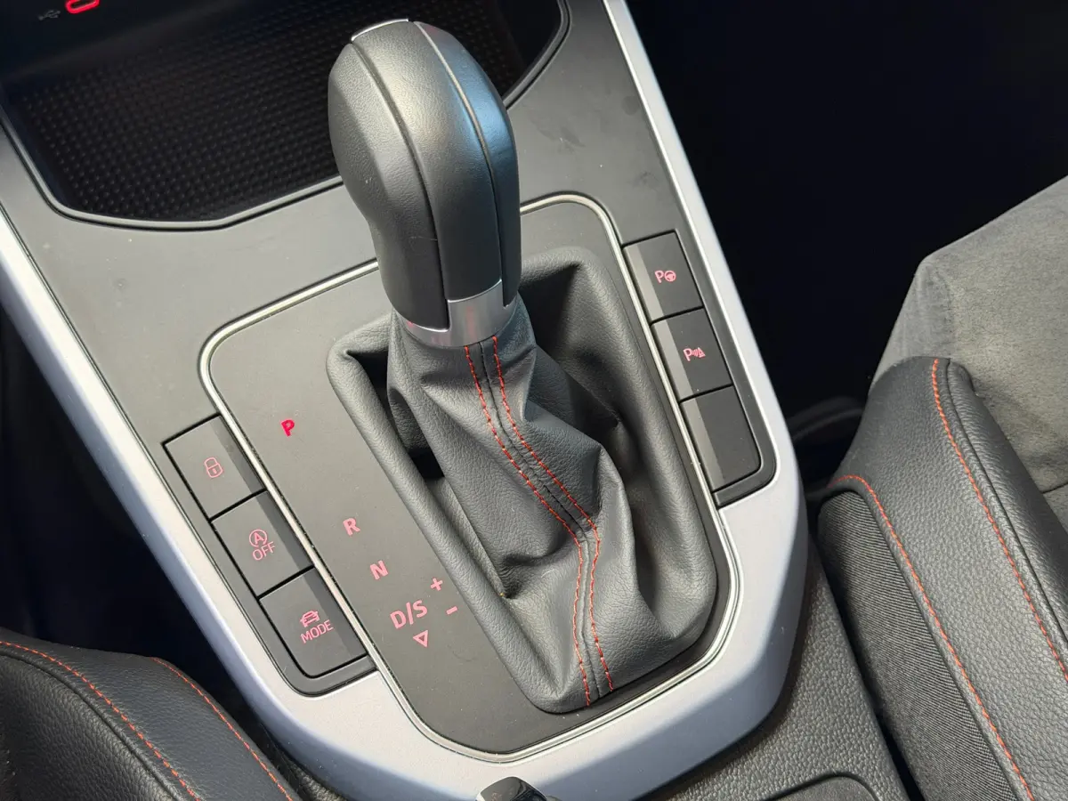 1.0 TSI FR | DSG | Leder / Alcantara | Camera | Climate | Stoelverwarming | Virtual