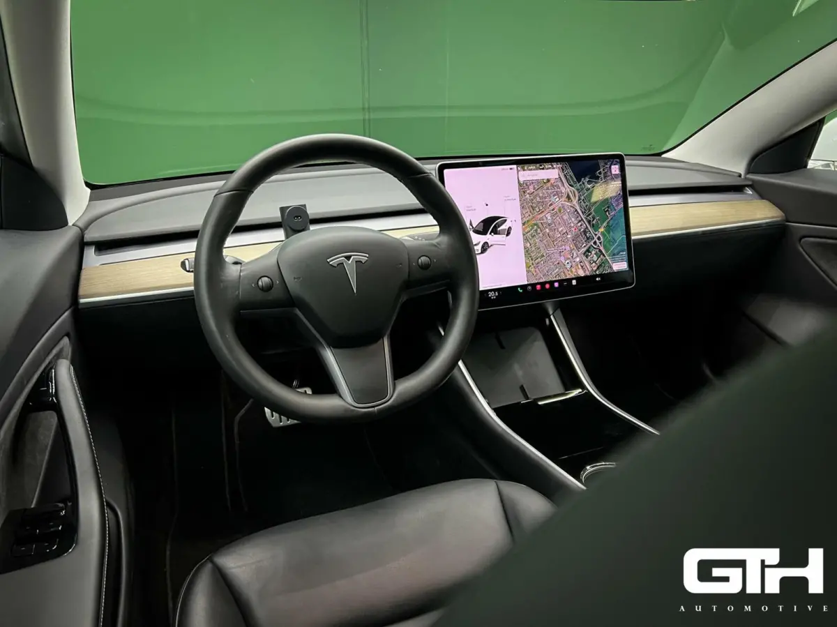 Performance AWD 75 kWh Trekhaak | Marge | NAP