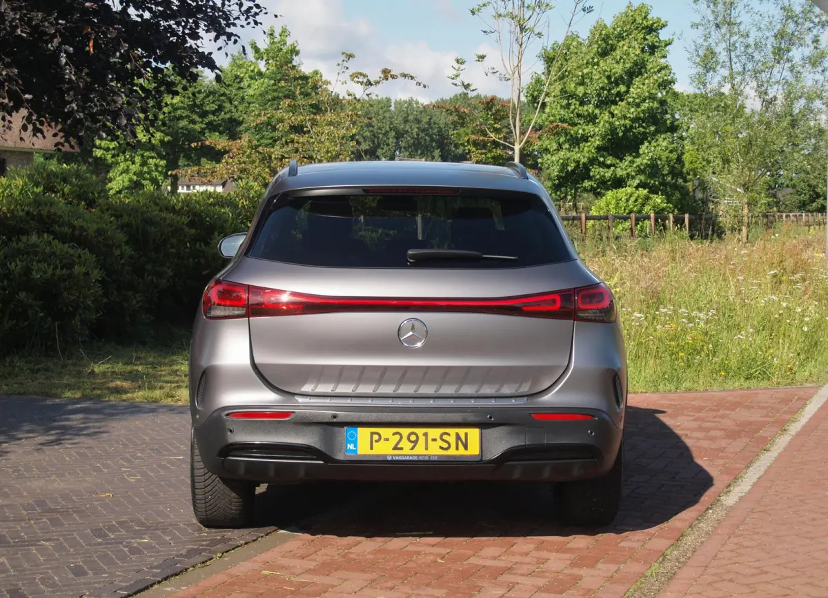 250 Business Solution AMG 67 kWh | SOH 96% | Camera | Sfeerverlichting | Dealeronderhouden | NL-Auto |
