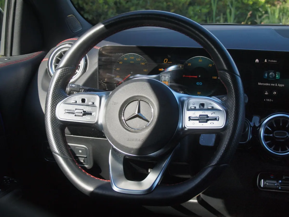 250 Business Solution AMG 67 kWh | SOH 96% | Camera | Sfeerverlichting | Dealeronderhouden | NL-Auto |