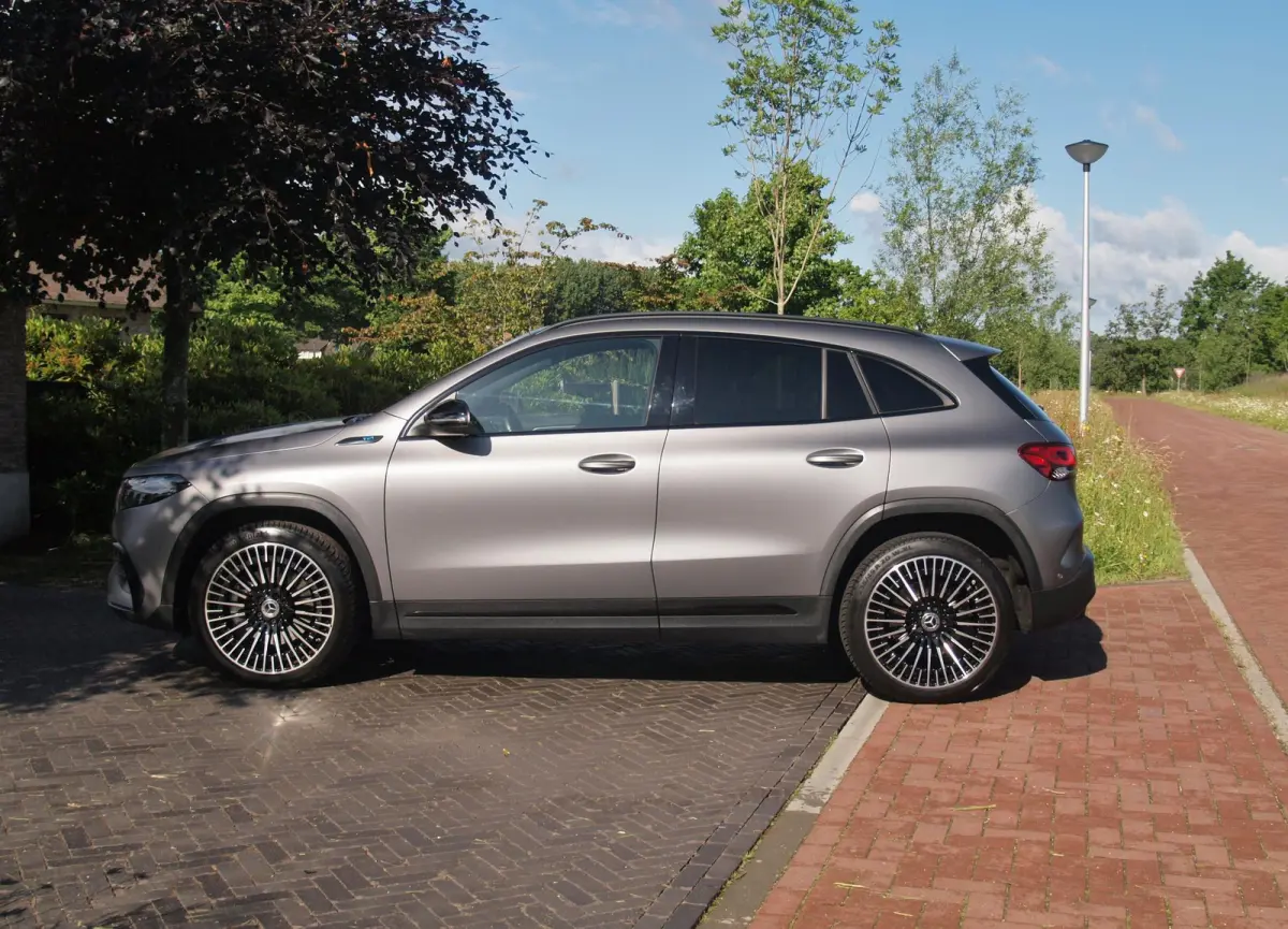250 Business Solution AMG 67 kWh | SOH 96% | Camera | Sfeerverlichting | Dealeronderhouden | NL-Auto |