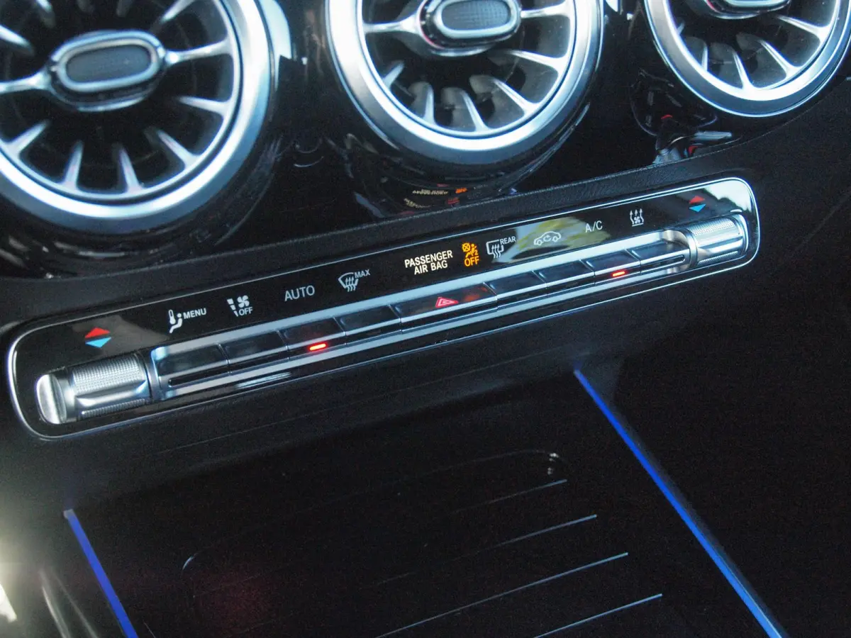250 Business Solution AMG 67 kWh | SOH 96% | Camera | Sfeerverlichting | Dealeronderhouden | NL-Auto |