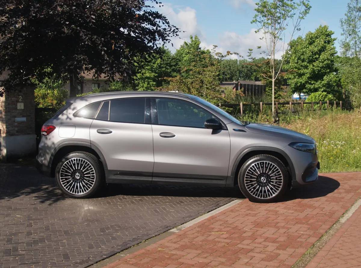 250 Business Solution AMG 67 kWh | SOH 96% | Camera | Sfeerverlichting | Dealeronderhouden | NL-Auto |