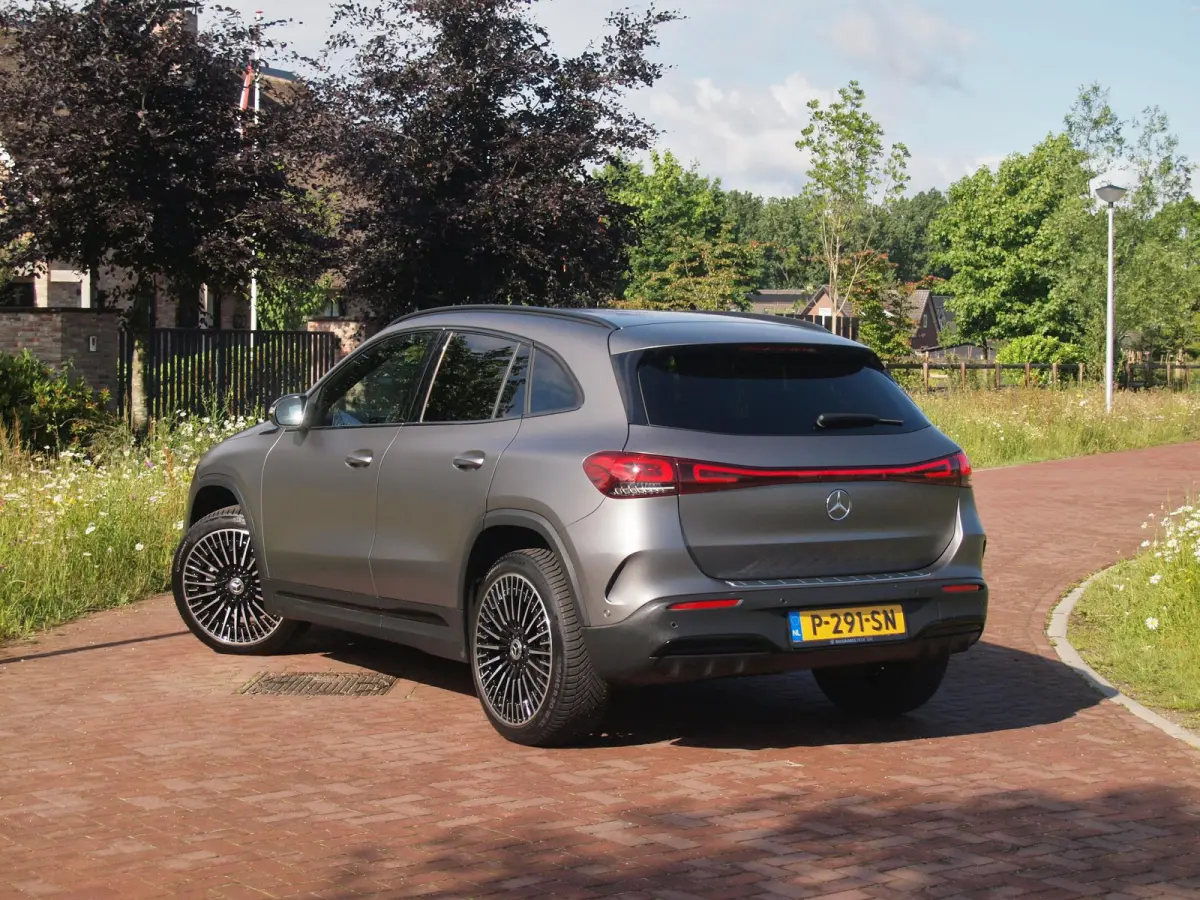 250 Business Solution AMG 67 kWh | SOH 96% | Camera | Sfeerverlichting | Dealeronderhouden | NL-Auto |