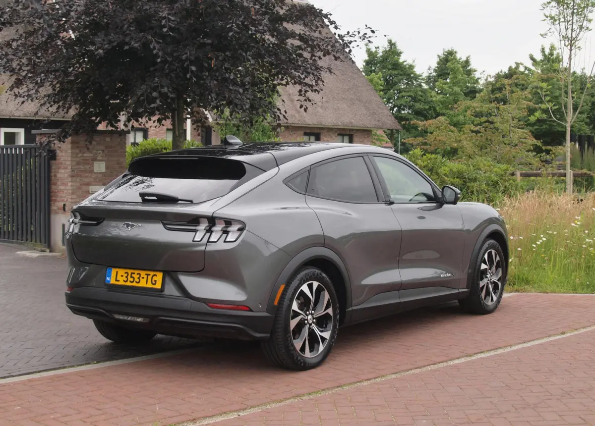 Extended RWD 98 kWh | SOH 94% | 360 Camera | Bang & Olufsen | Stoel Memory | Apple Carplay | Panoramadak |