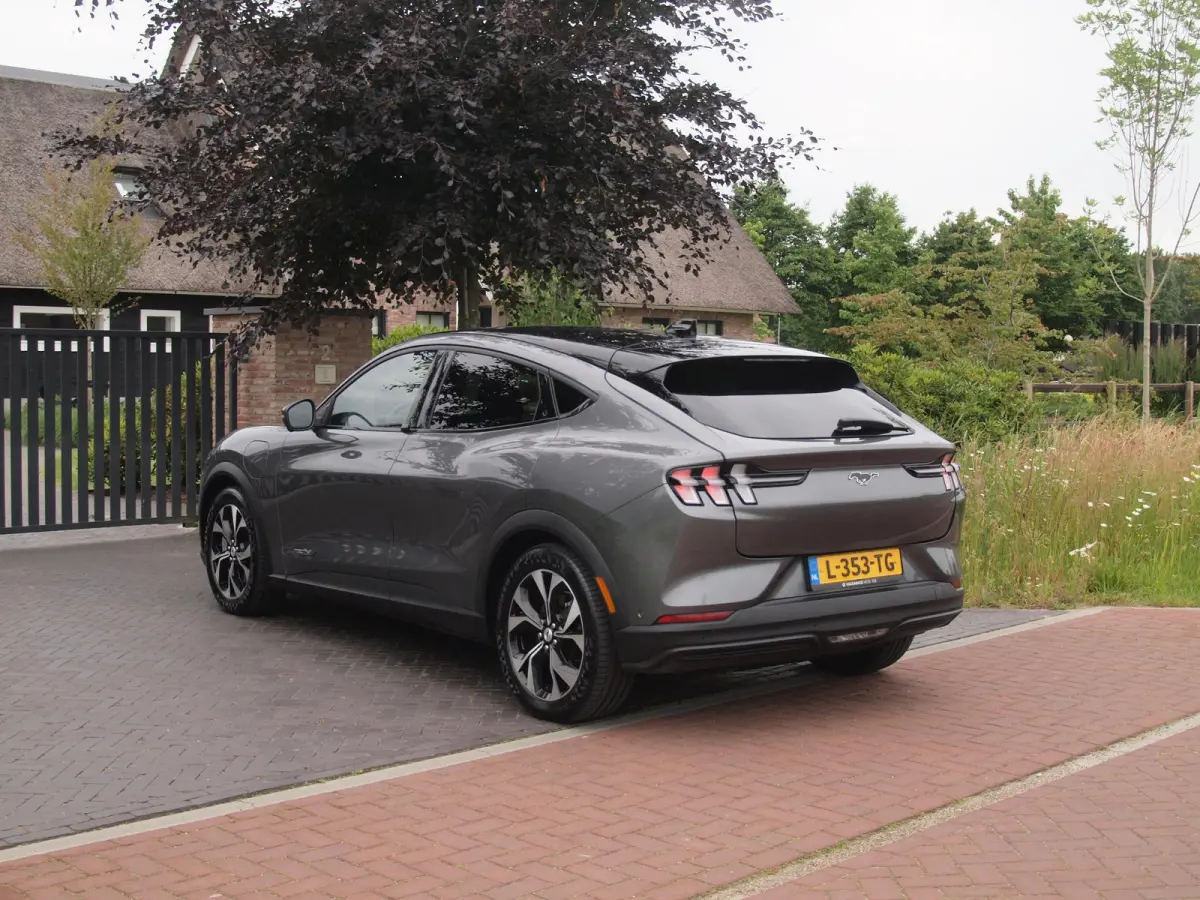 Extended RWD 98 kWh | SOH 94% | 360 Camera | Bang & Olufsen | Stoel Memory | Apple Carplay | Panoramadak |