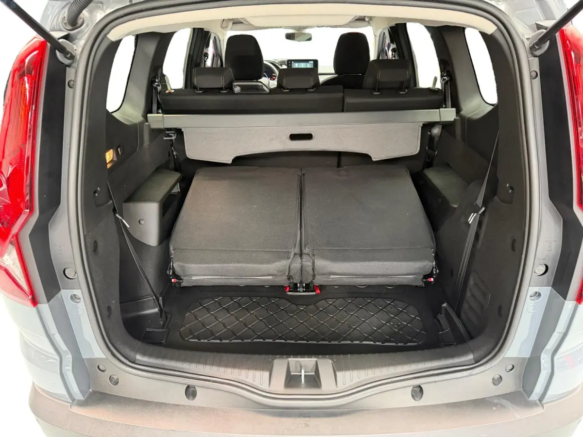 1.6 Hybrid 140 Extreme 7p. ZUINIG | RUIM | Stoelverwarming | Climate control | Carplay |