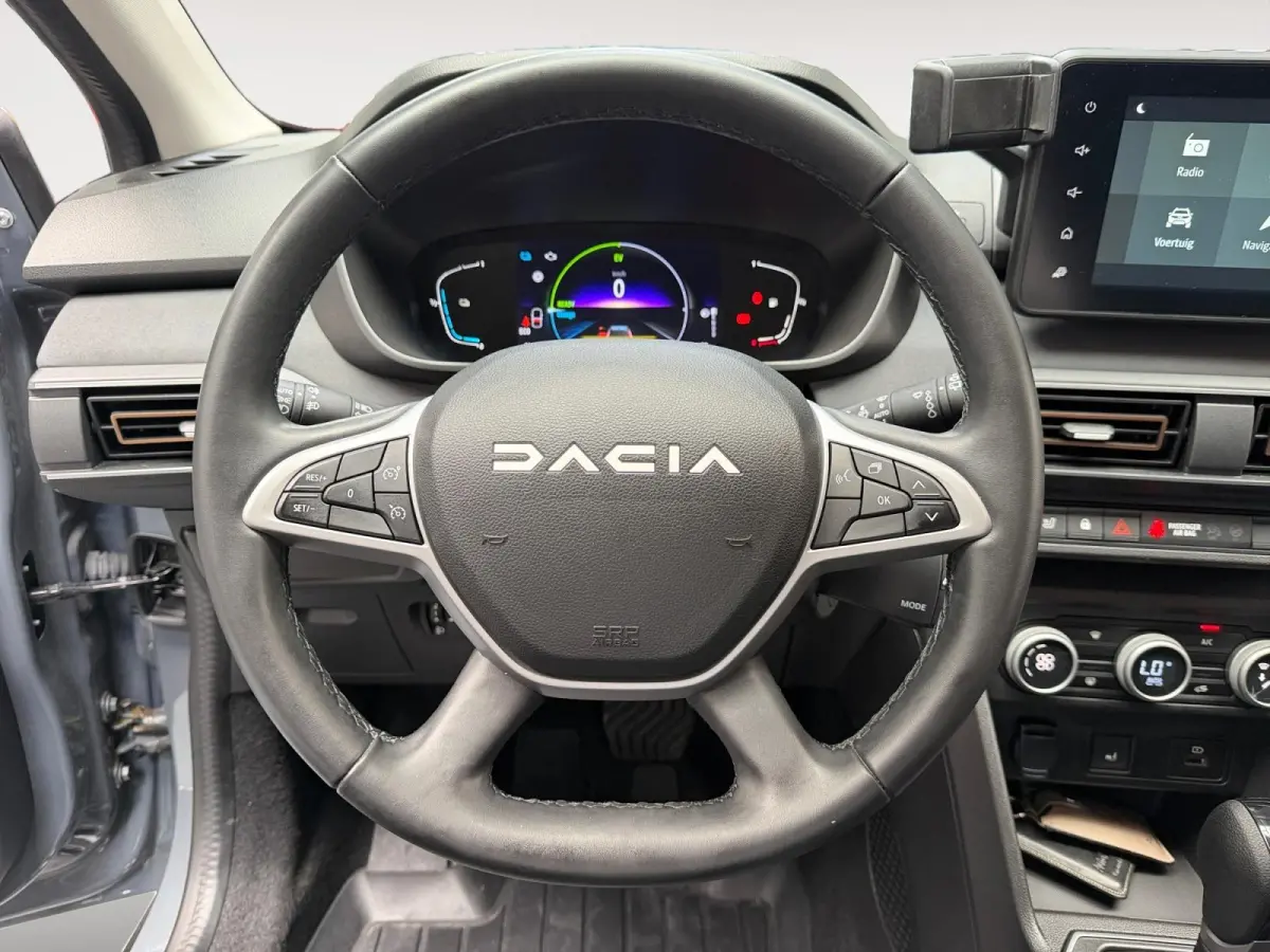1.6 Hybrid 140 Extreme 7p. ZUINIG | RUIM | Stoelverwarming | Climate control | Carplay |