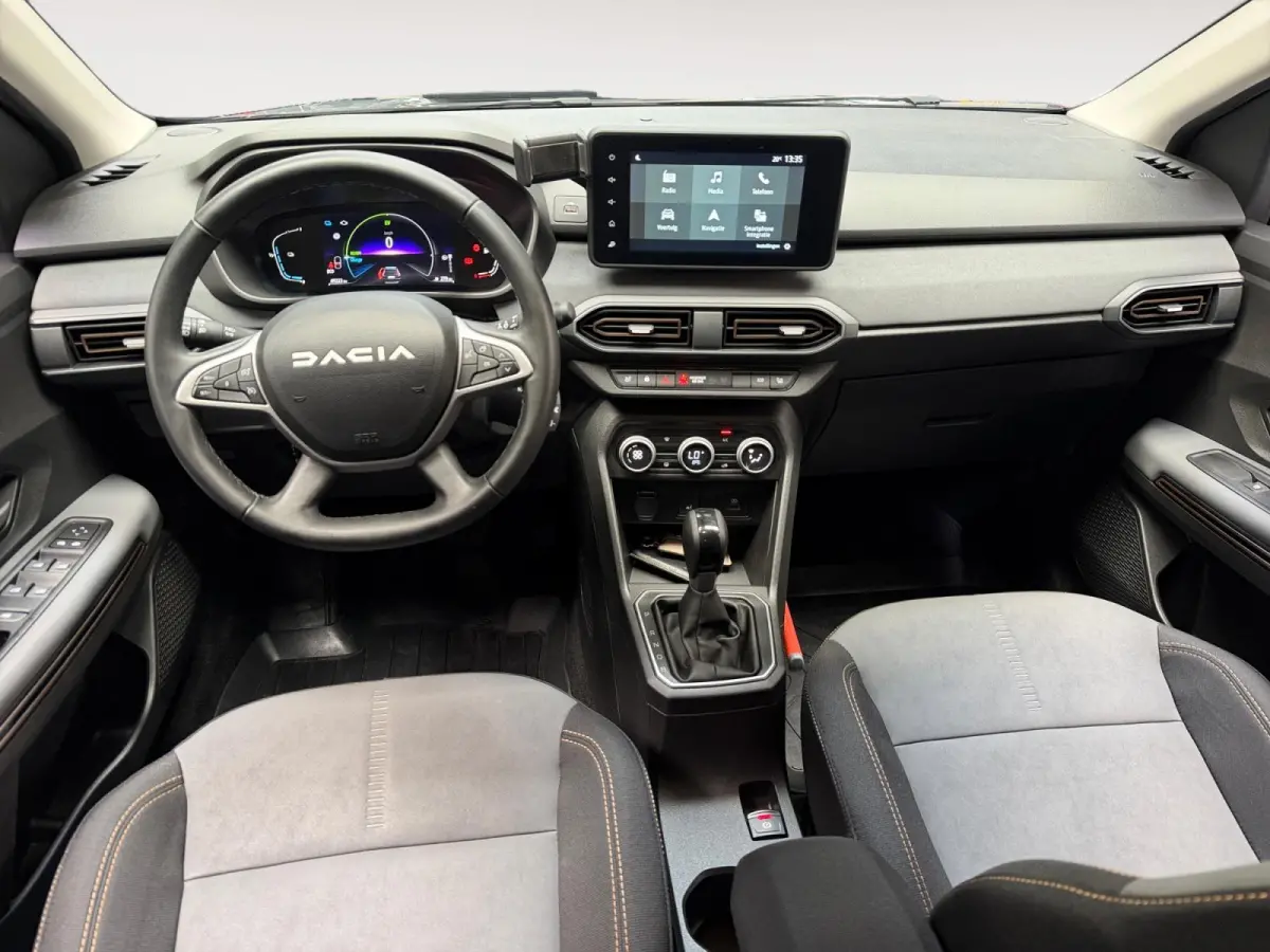 1.6 Hybrid 140 Extreme 7p. ZUINIG | RUIM | Stoelverwarming | Climate control | Carplay |